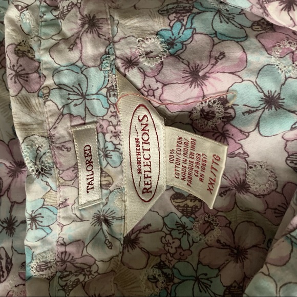 Northern Reflections Floral button up blouse size XXL - Picture 5 of 5